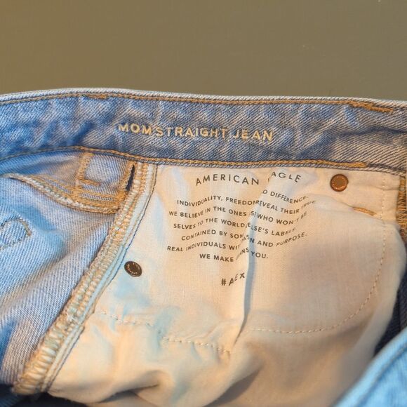 American Eagle Mom Straight Leg Jeans Womens 4 Blue High Rise Distressed - Picture 7 of 8